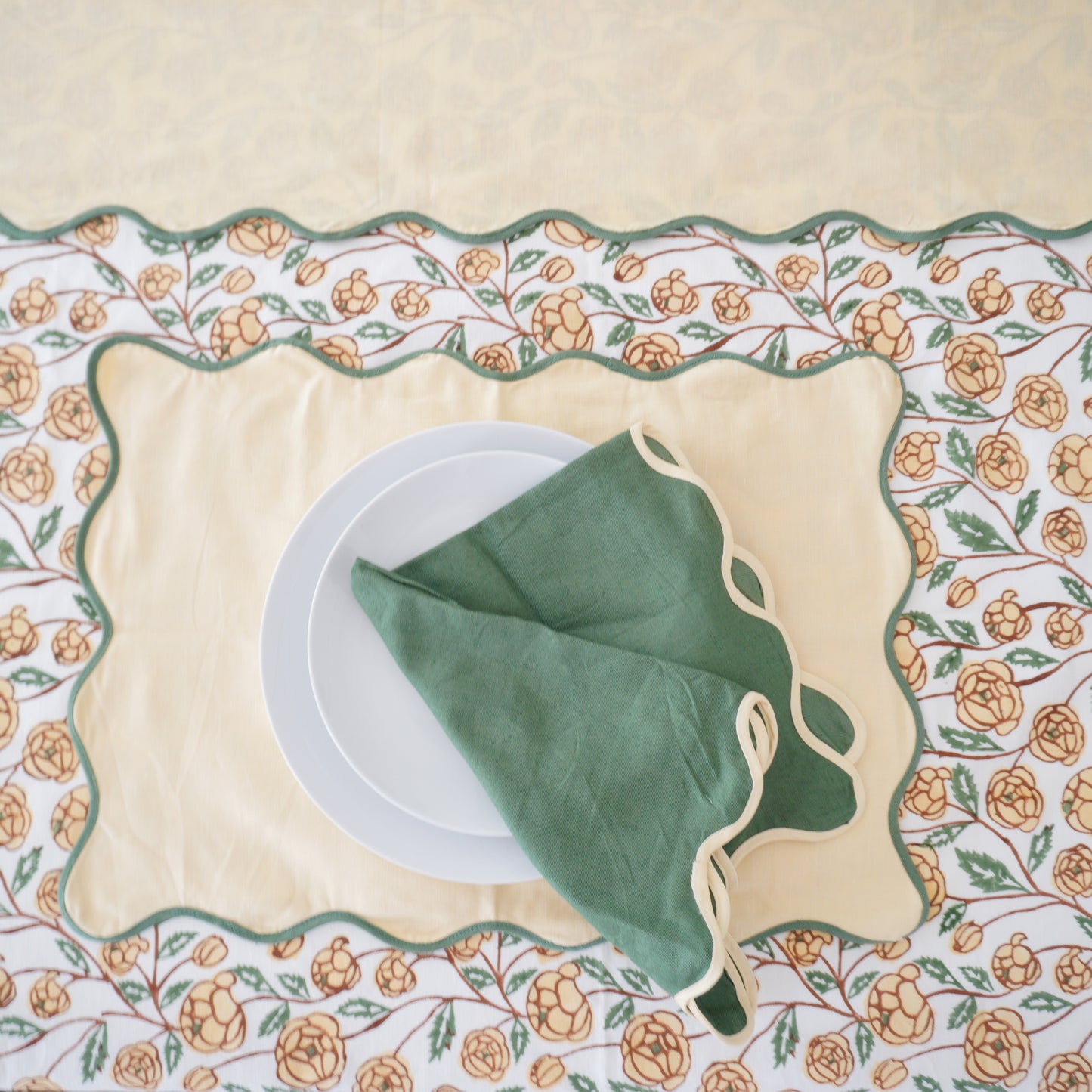 Fleurine Corn Table Cloth