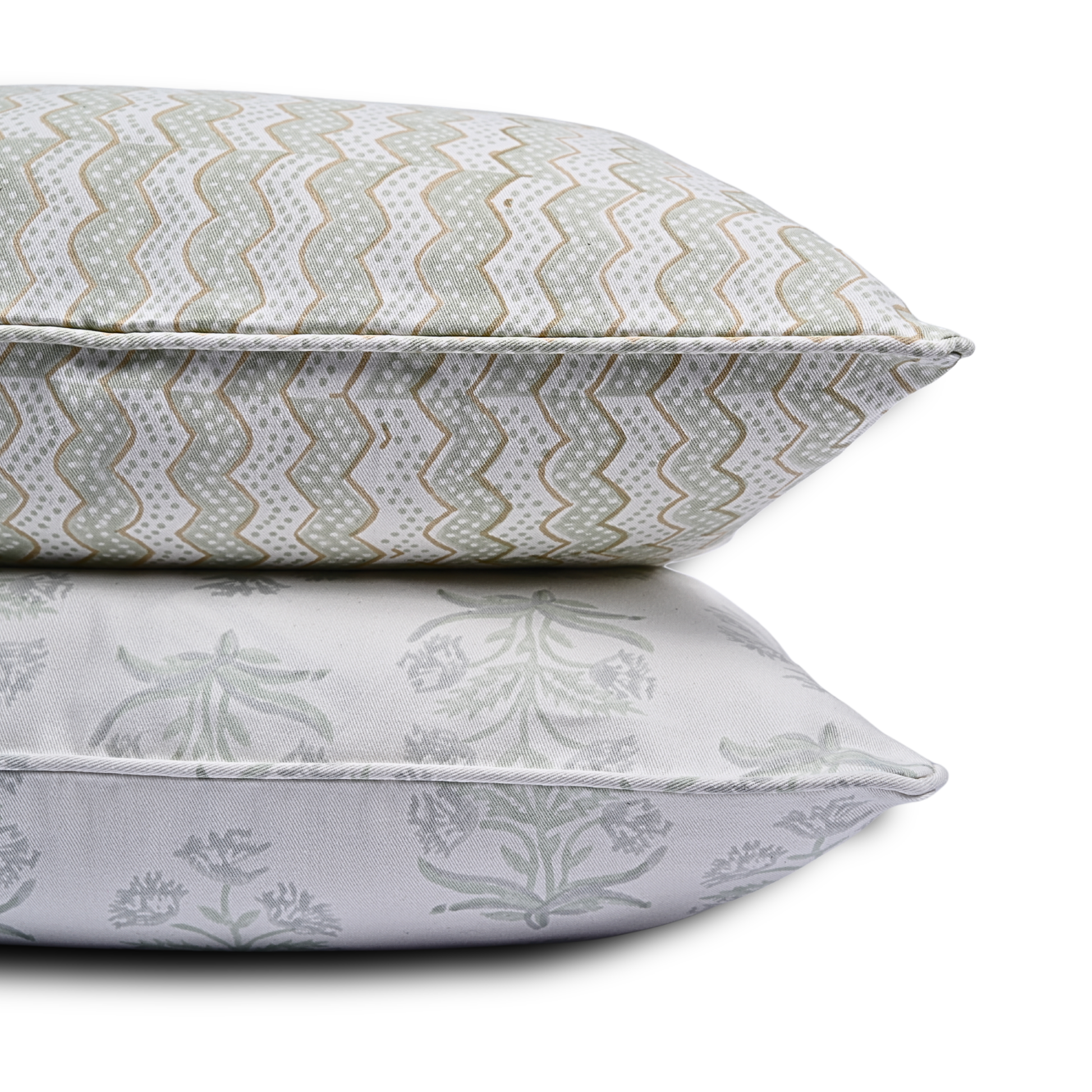 Decorative pillow with floral pattern for the farmhouse style home interior,  Cushion covers Canada, Throw cushion covers Canada