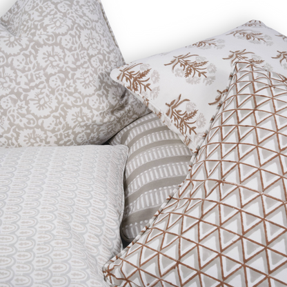 Bikaneri Muse Cushion Cover