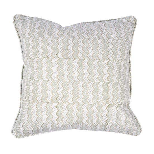 Decorative pillow with a zigzag pattern for Canadian home decor, Throw pillow covers, Cotton pillow covers 20 inch