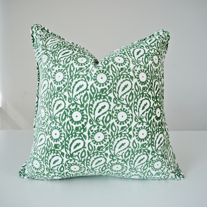 Square Siona Scallion 100% cotton block printed pillow cover. This artisan throw cushion features an intricate green paisley and floral botanical motif on a crisp white background with piped edges. Fine handmade textile home decor.