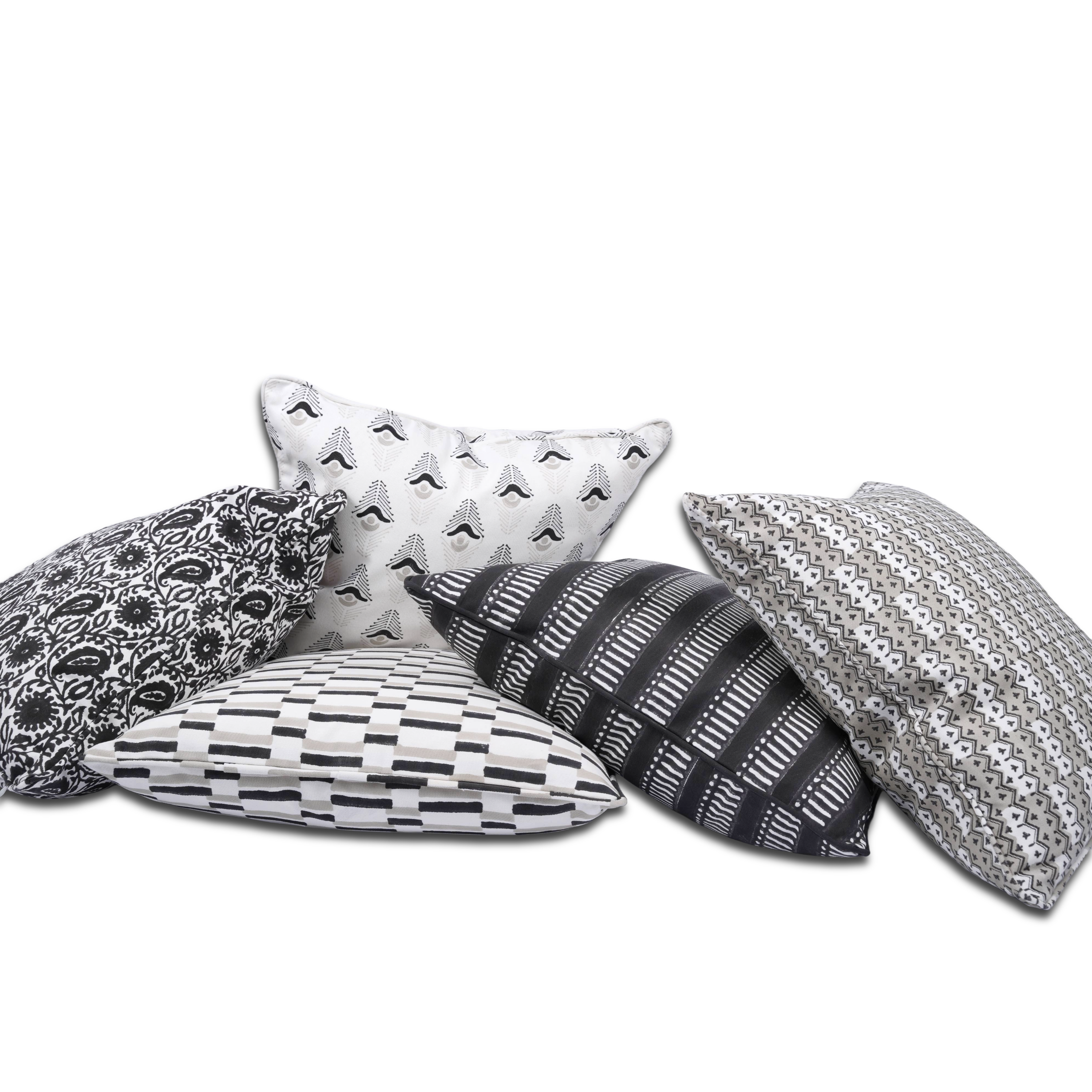 black and white pillow cases